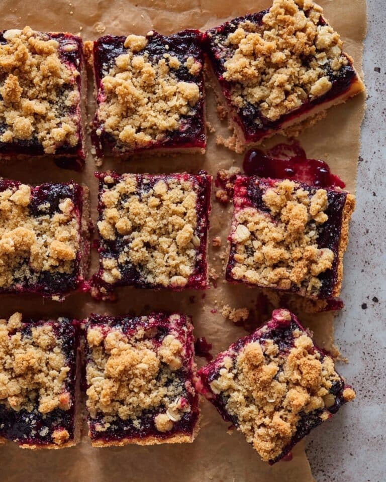 Vegan Berry Crumble Bars Recipe