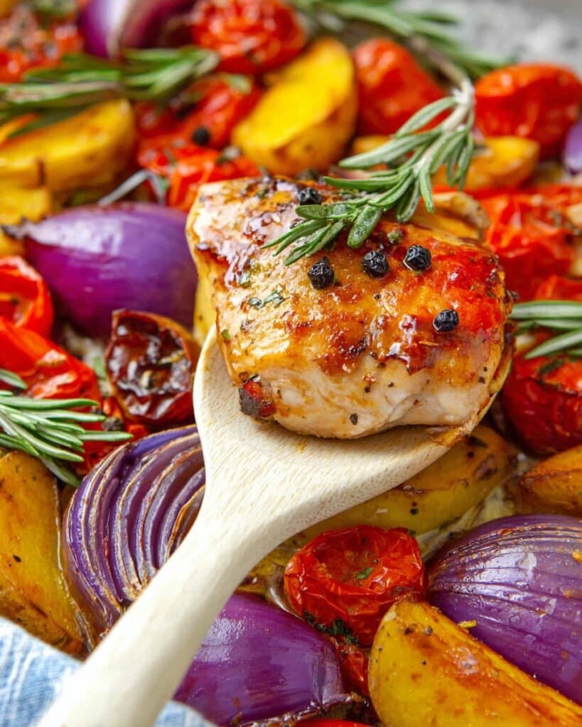 One Pan Mediterranean Chicken Recipe